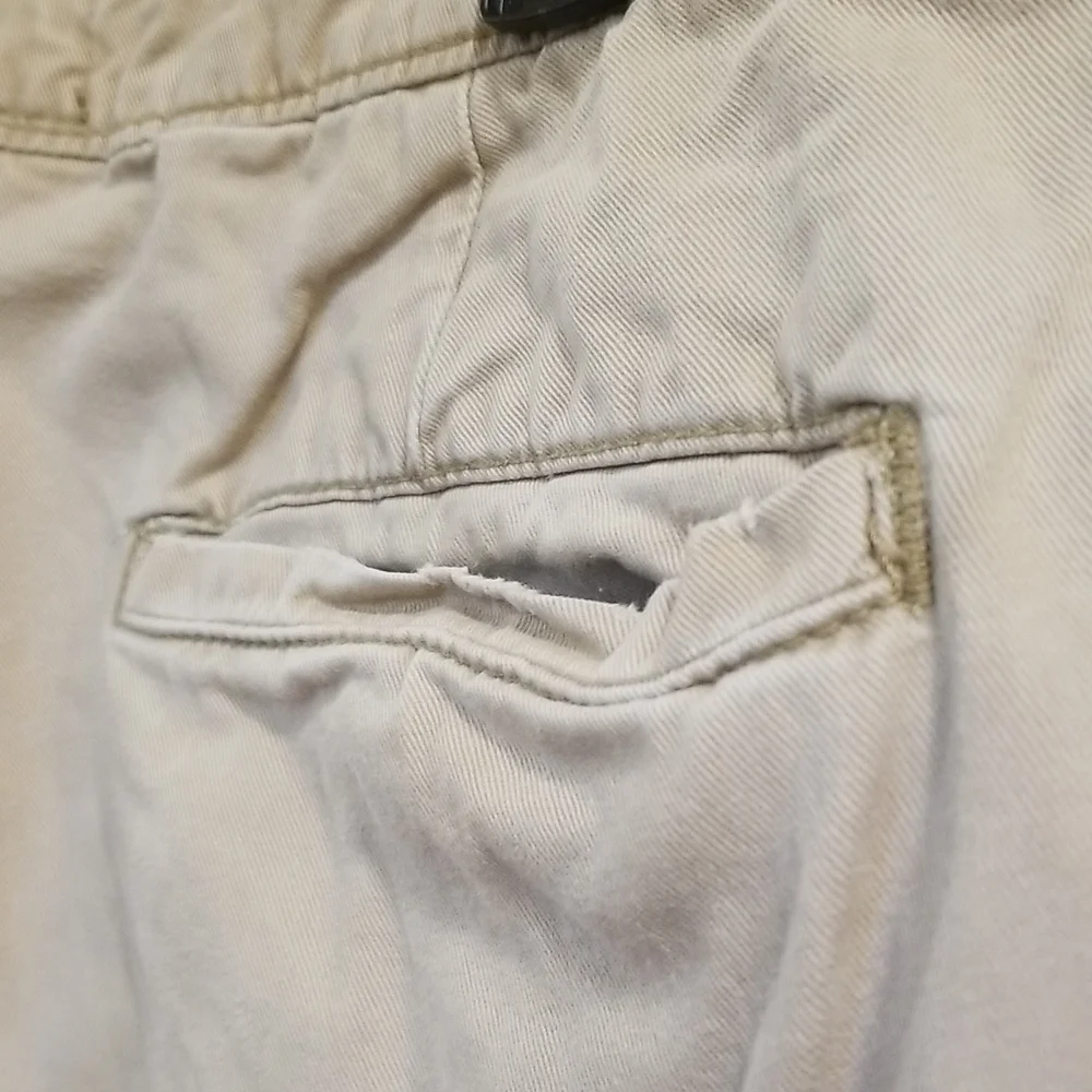 🌸2 for $15🌸 Hollister Slim Straight Chinos 33x32 - Picture 8 of 12